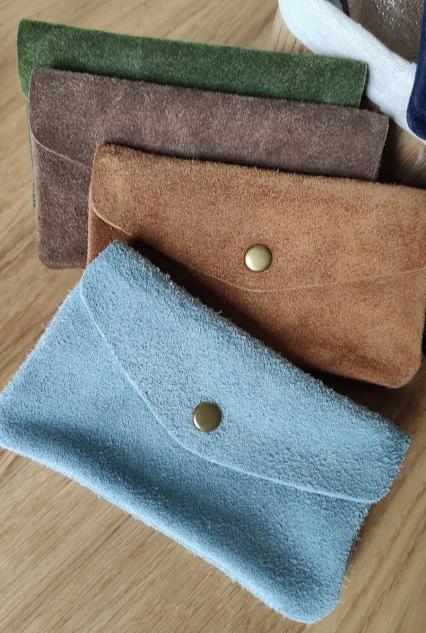 Grand porte monnaie Suèdine